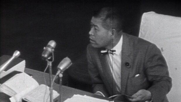 口八丁手八丁で知られた弁護士、下里恵良（1911-1979）　©沖縄テレビ放送