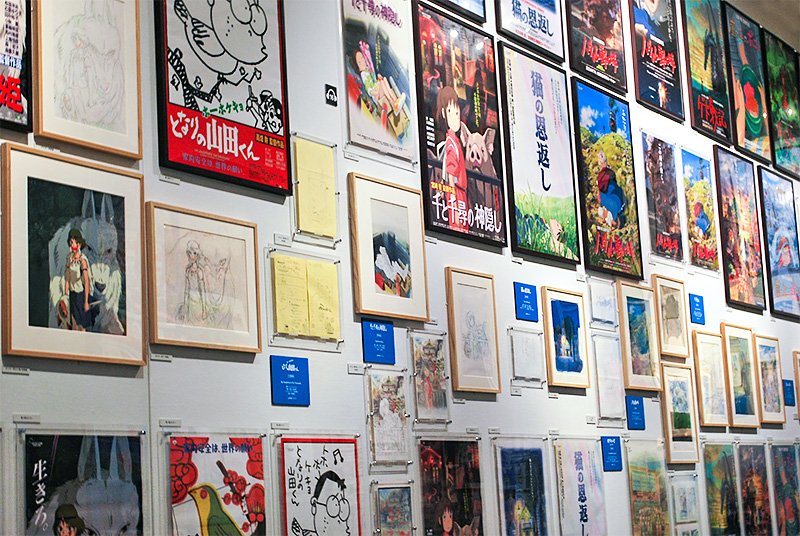 過去の作品ポスターや貴重な原画の数々　©Studio Ghibli