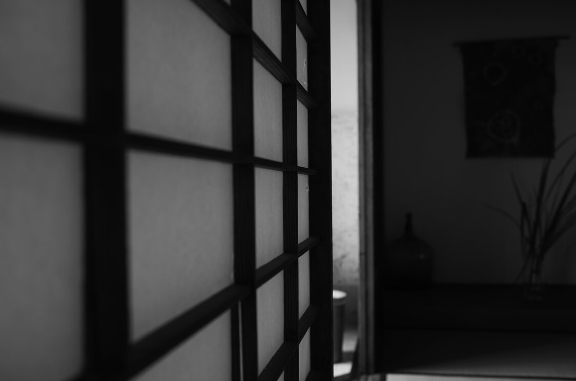 (© Narita Mieko Haku)