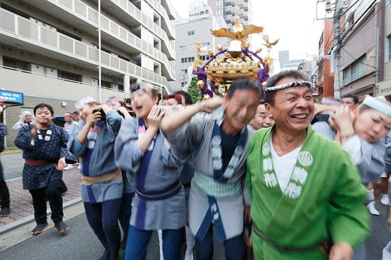 “三社祭”物语：驹形街道“一年中最短的40分钟”