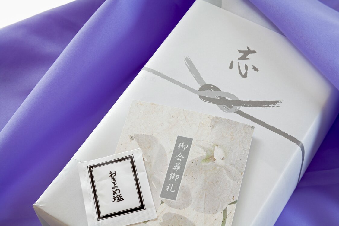 取“不留厄运”之意，伴手礼多为茶点、干货等易耗品（图片：PIXTA）