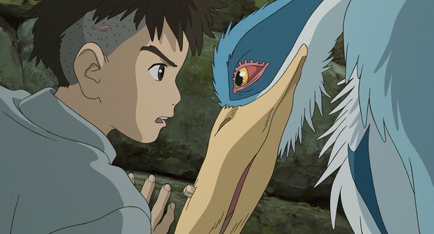 Mahito y el pájaro que da título a El chico y la garza. (© 2023 Hayao Miyazaki / Studio Ghibli)