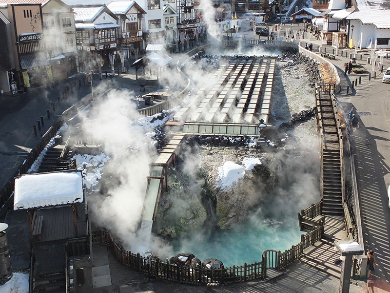 （写真提供　草津温泉観光協会）