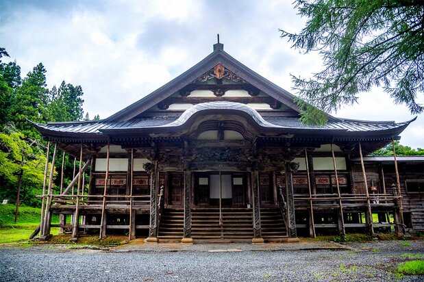 注連寺本堂(撮影:一般社団法人 DEGAM 鶴岡ツーリズムビューロー)