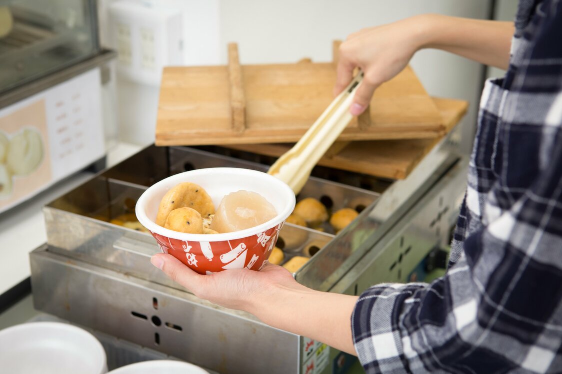 練り物を身近な存在にしていたコンビニおでん　PIXTA
