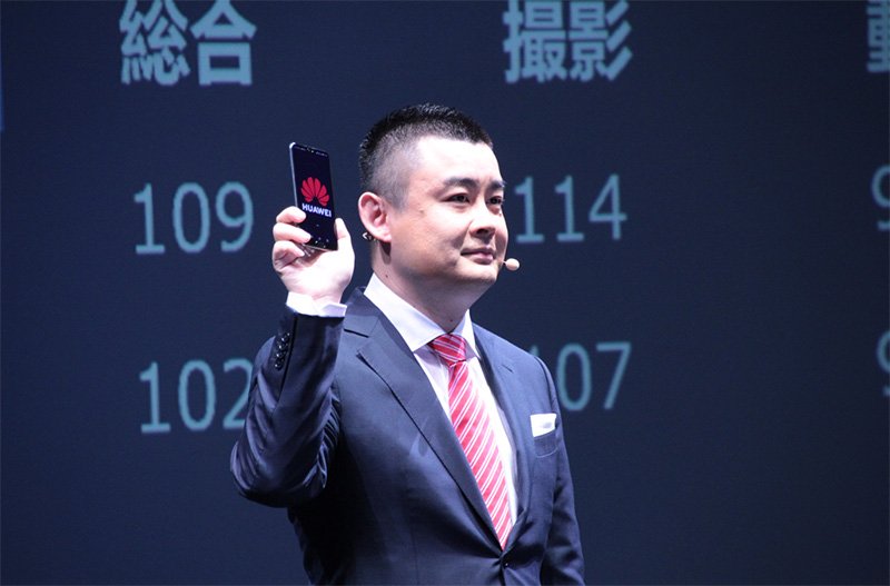 吴波在发布会上