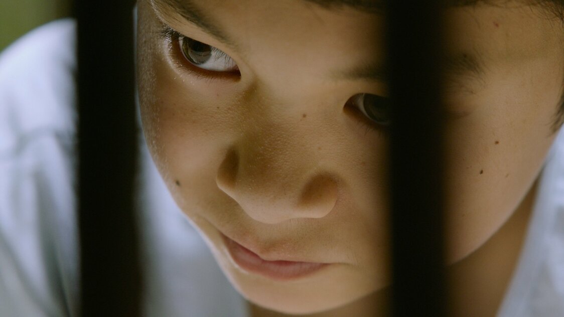 Sans expérience d’acteur, le jeune Kanto produit des expressions faciales des plus naturelles. (© Ainu Mosir LLC/Booster Project)