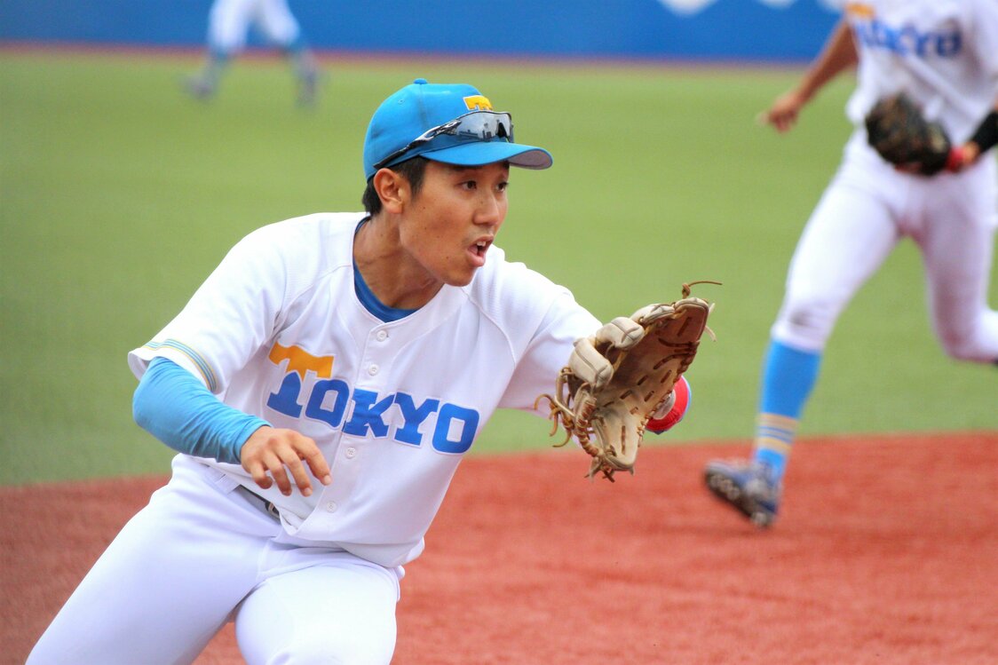 Third baseman and former captain of the team, Ōto Shūhei, dreams of traveling to space in the future.