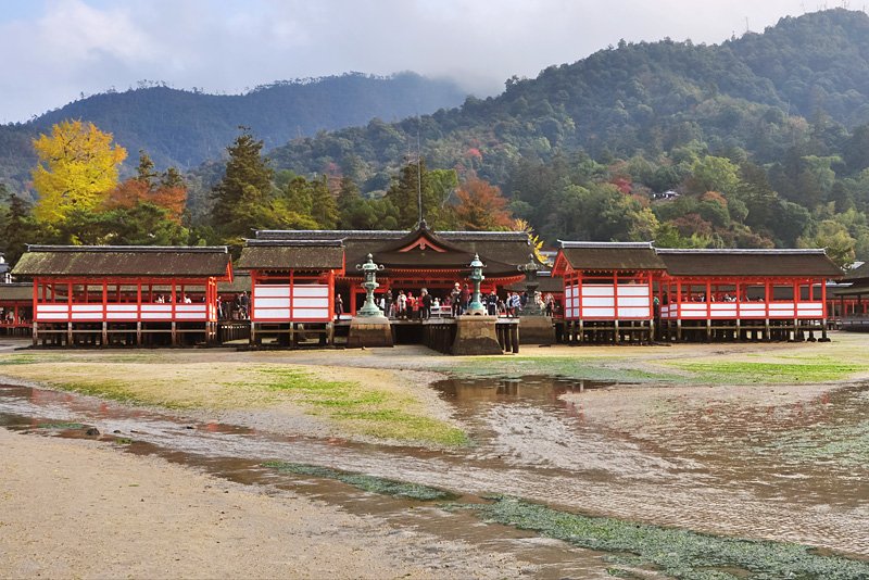 World Heritage: Itsukushima Shrine (Time-Lapse Video)