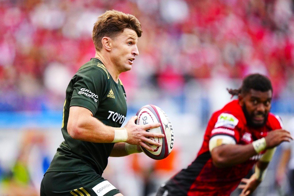 NZ代表ボーデン・バレットは今季トヨタヴェルブリッツに加入し、3シーズンぶりに日本ラグビーに復帰した（2023年12月16日、神奈川県・日産スタジアム）共同