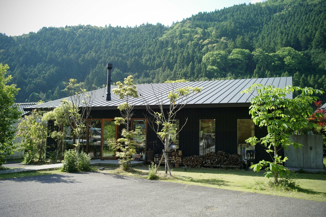 「Cafe polestar」（5項目認証）。「IDEA」認証を受けた唯一の店舗