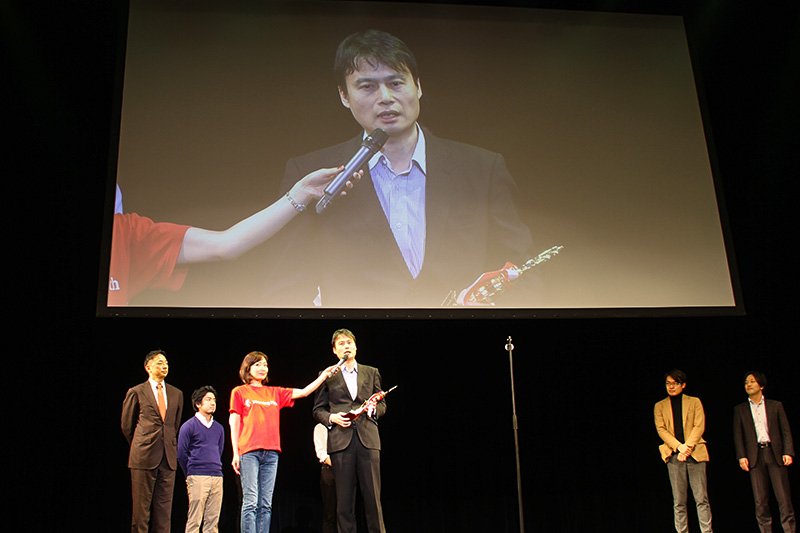 2015年の年間最優秀賞テラモーターズ社の徳重社長。アジアで電動バイクを製造・販売し日本企業の“世界制覇”を目指す