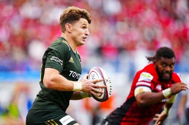 NZ代表ボーデン・バレットは今季トヨタヴェルブリッツに加入し、3シーズンぶりに日本ラグビーに復帰した(2023年12月16日、神奈川県・日産スタジアム)共同