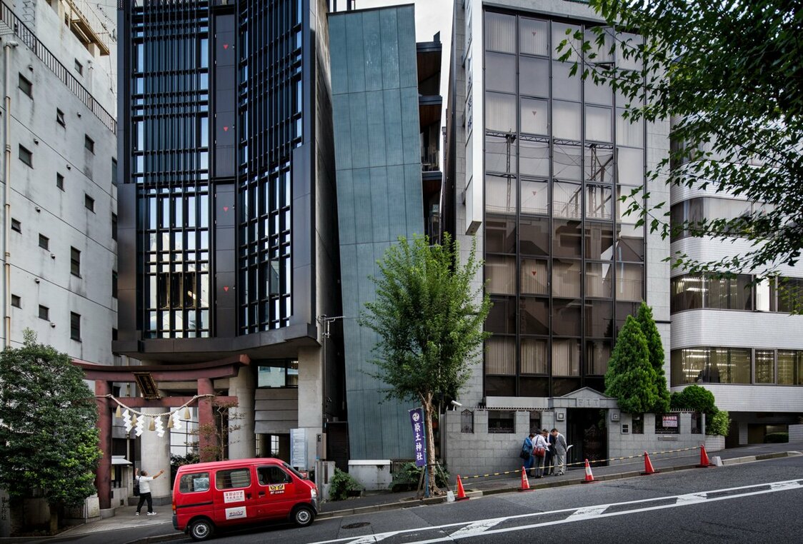 建物名：九段の家（設計：阪根宏彦計画設計事務所 撮影：2013年10月8日）