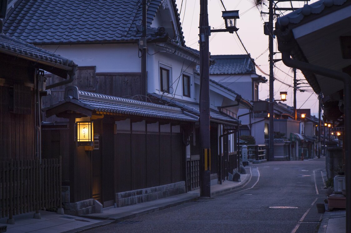 五條のまちに夕暮れが訪れて