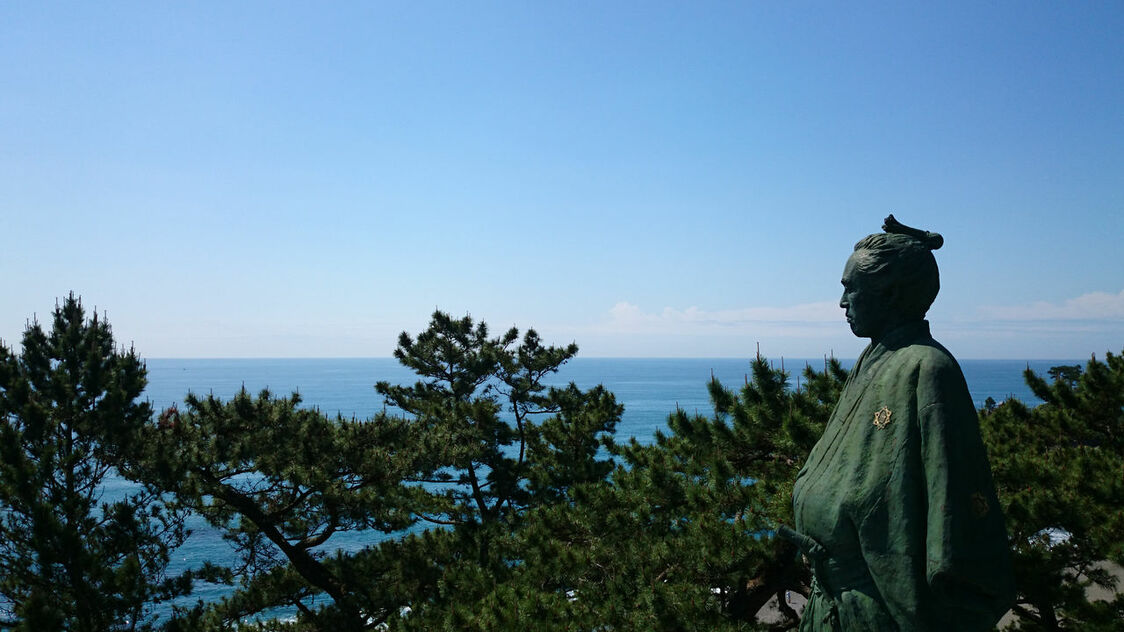 Statue de Sakamoto Ryôma