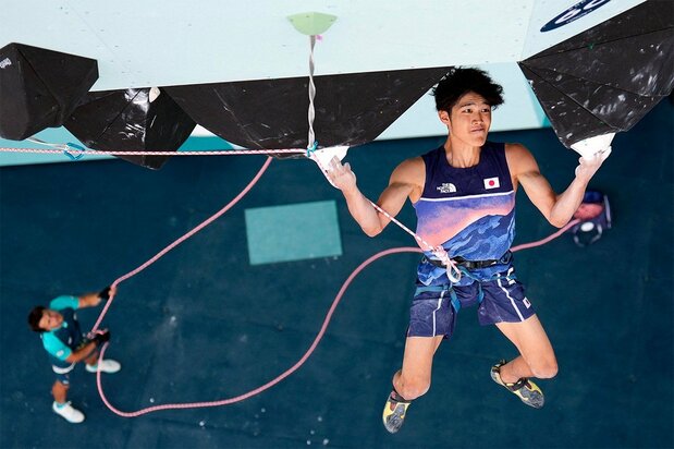 Anraku Sorato, medalla de plata en escalada combinada a sus 17 años. (Reuters)