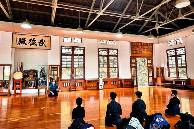 日本時代的高雄武德殿經修復完成後,目前作為練習劍道的場所。