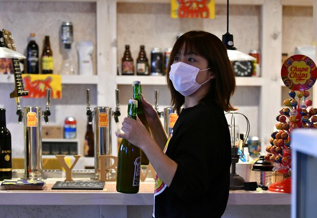 Като Эми в магазине Yellow Beer Works