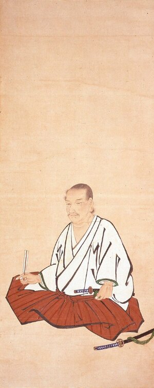 「宮本武蔵座像」(熊本県立美術館蔵)。江戸時代に描かれたもので、作者不詳