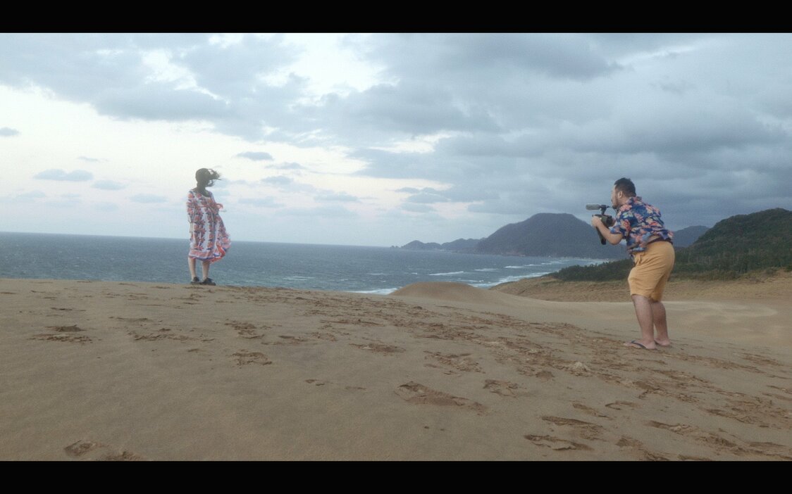 やがて渡辺の旅は時空を越えていく　©cinemadrifters