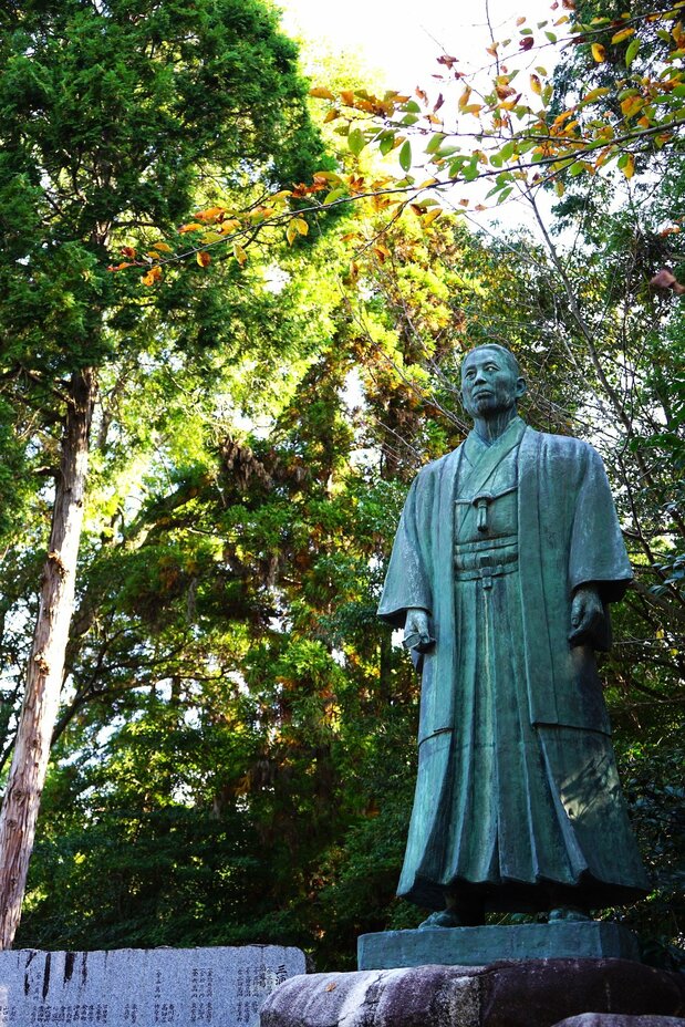 La statue de Miura Senzaburô