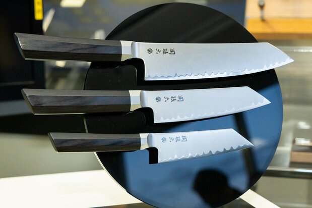 تمثل Seki Magoroku Kaname قمة العلامة التجارية.