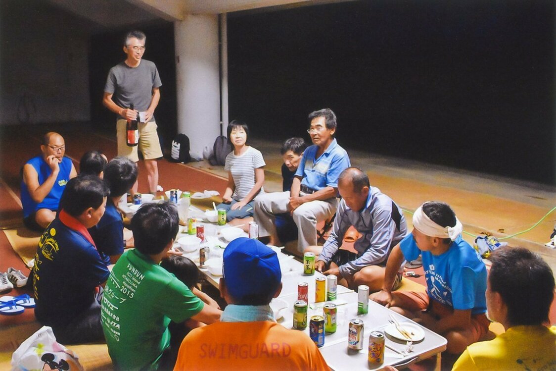 伊良部长跑会训练后举行的“御通”（2019年10月10日）