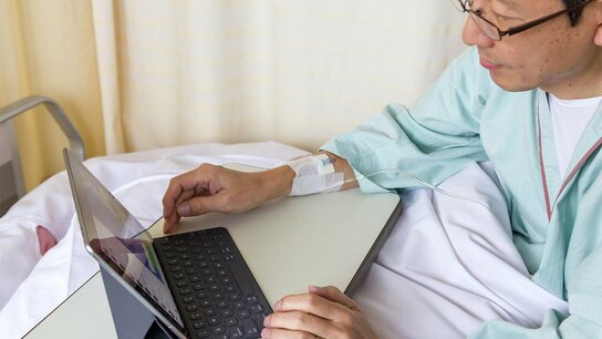 Solo el 20 % de los grandes hospitales de Japón ofrecen wifi gratis en todas las habitaciones