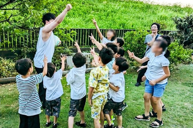 Actividad veraniega de la asociación de familias de acogida. Los buenos recuerdos también nutren a los menores. (Cortesía de la Asociación Minami Hanamizuki)