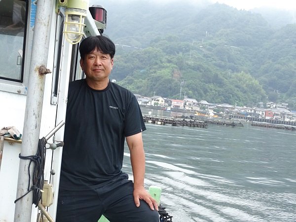 成功養出蜜柑魚的宇和島養殖業者中田力夫（筆者攝影）