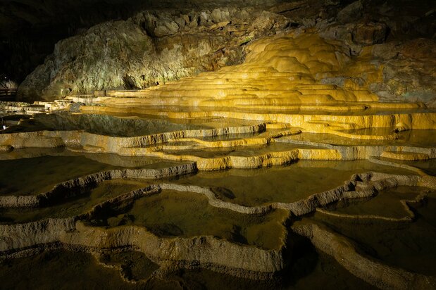 Hyakumaizara, un conjunto de rocas calizas conocido en todo el mundo.