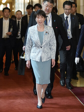 日本首相高市早苗19日上午出席國會參議院預算委員會