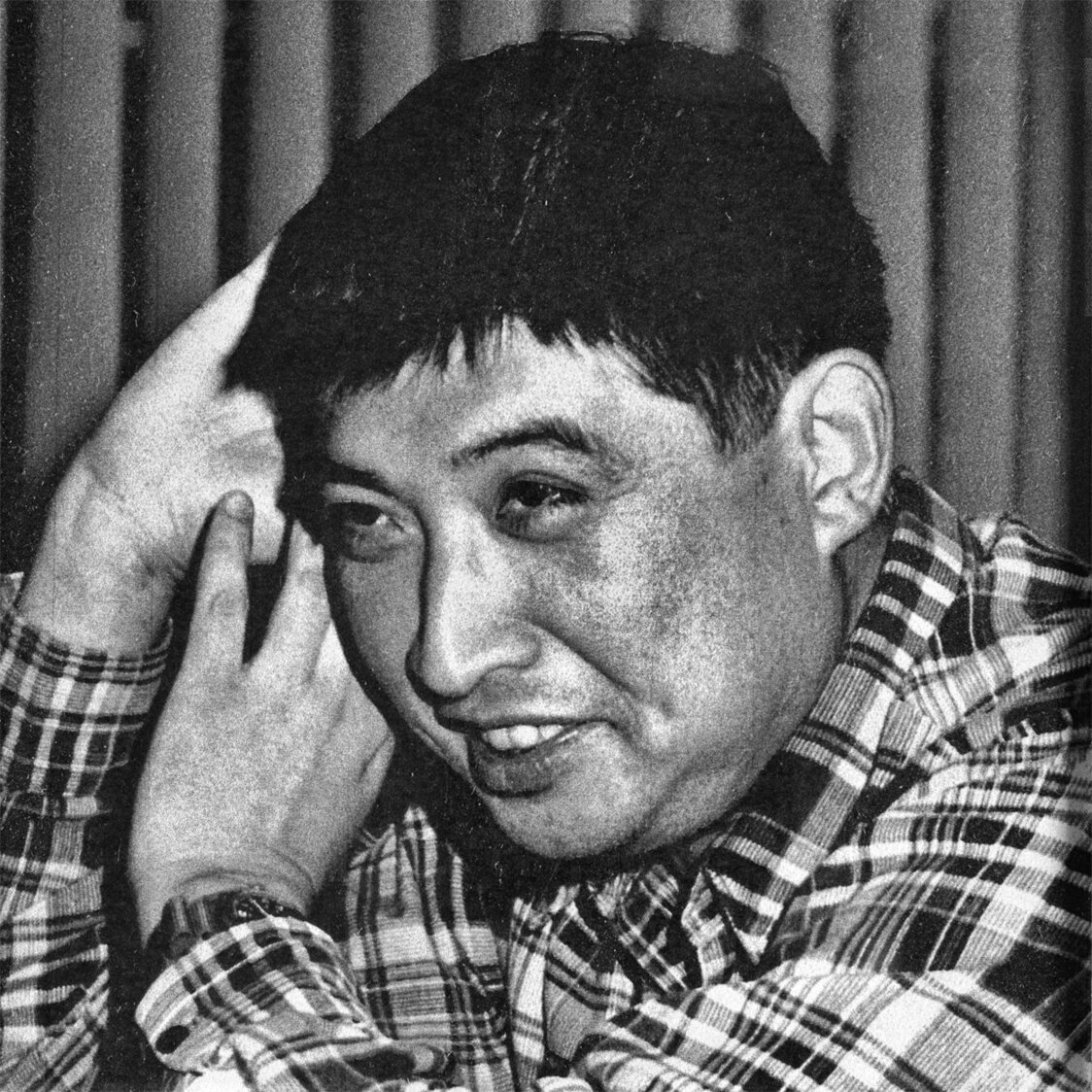 岡村昭彦　写真：栄文堂書店佐藤純子氏提供