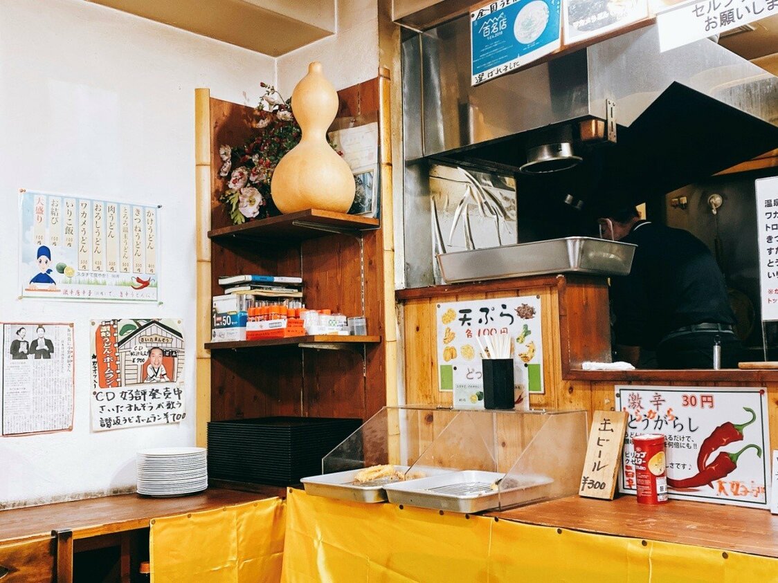 疫情下的小店主，一个人活成一股暖流汇成一片大海
