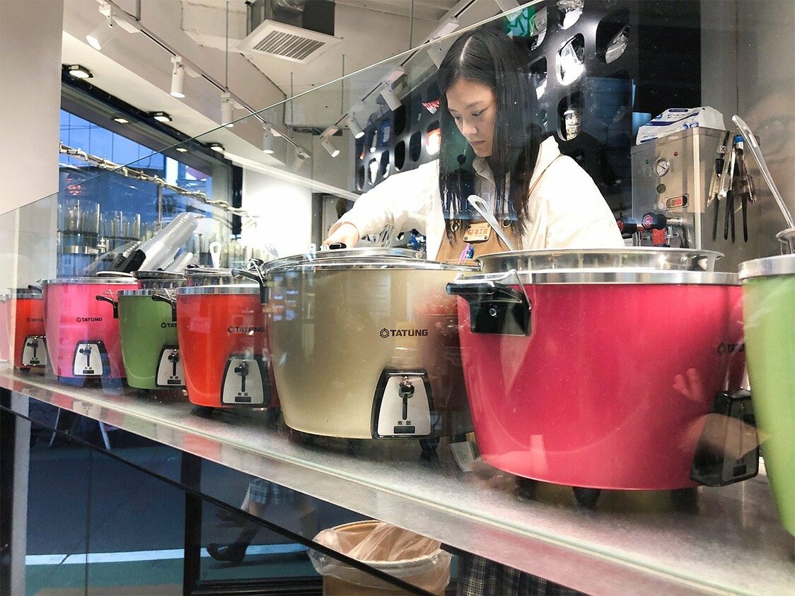 東京的臺灣手搖茶店。利用大同電鍋來保溫珍珠（筆者攝影）
