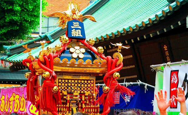 汤岛天神例行大祭（2019年）（图片：PIXTA）