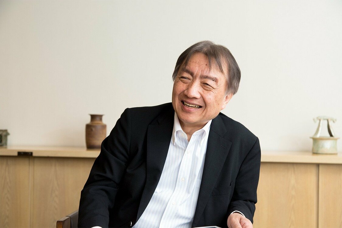 Ukiyo-e collector and expert Uragami Mitsuru.