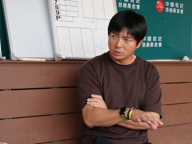 筆者にタイガースで多くの経験を得たと語る林威助。監督となった今でもタイガースOBからアドバイスを受けているという(中信兄弟提供)