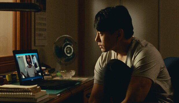 12年前のヘソン。ノラとの間には時差という隔たりもある Copyright 2022 © Twenty Years Rights LLC. All Rights Reserved