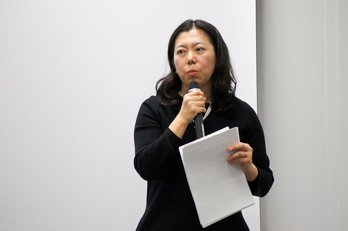 中国文学翻訳家の泉京鹿氏（nippon.com高橋郁文撮影）