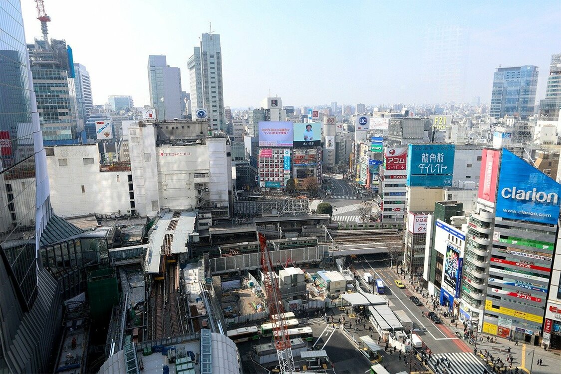 再開発が進む渋谷駅周辺＝2019年2月20日（時事）