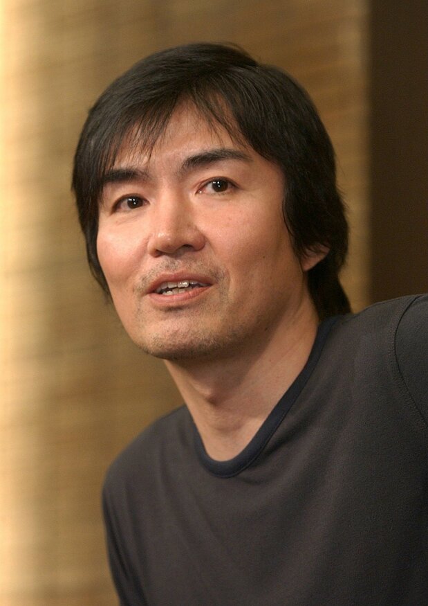 Higashino Keigo in January 2006. (© Jiji)