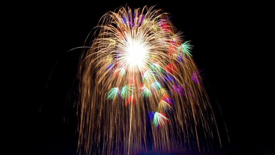 片贝祭——世界上让人最感幸福的烟花大会
