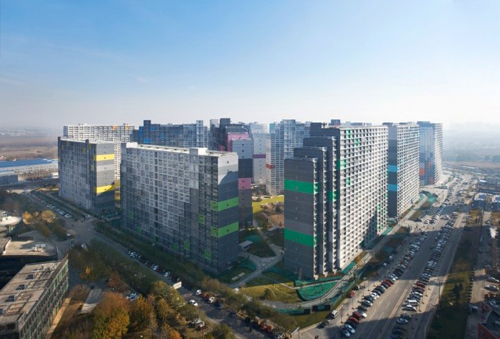迫设计的“北京像素”是一个70万平方米的大型住宅区，规模与六本木新城相同