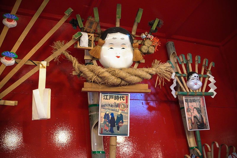 Los rastrillos de la buena suerte del periodo Edo (1603-1868) estaban decorados con más sencillez que los de ahora.