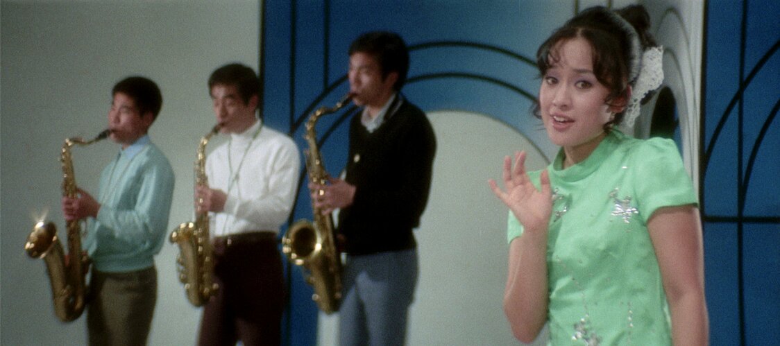 劇中でジュディ・オングが披露する2曲目は英語の歌　© 2025 Taiwan Film and Audiovisual Institute. All rights reserved.