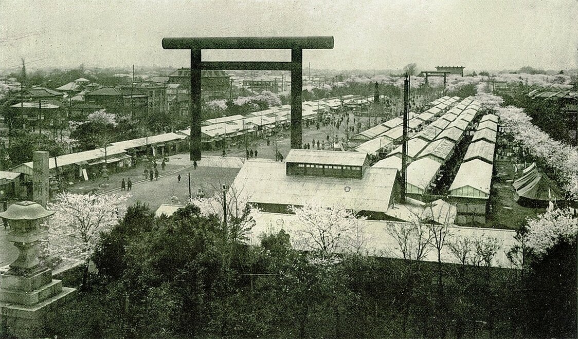 1924（大正13）年春の「九段バラック」（小藤田正夫氏提供）