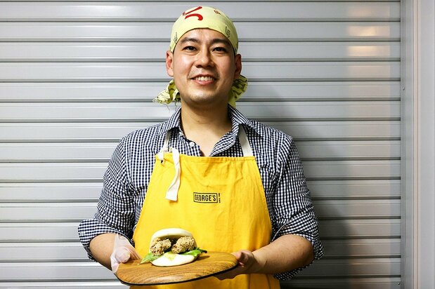 劉諮璘氏が作る新しい「割包(グァバオ)」は、多くの若い世代を魅了している。