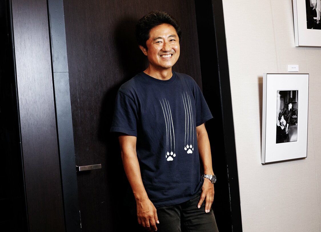 「猫が生きていける町はいい町だ」：〈観察映画〉の探究者、想田和弘が『五香宮の猫』を作りながら発見したこと